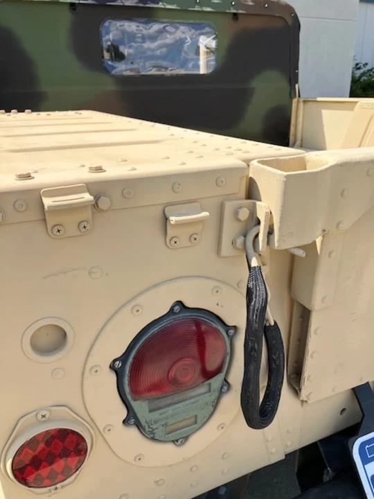 2004 AM General Hummer - Image 7 of 25