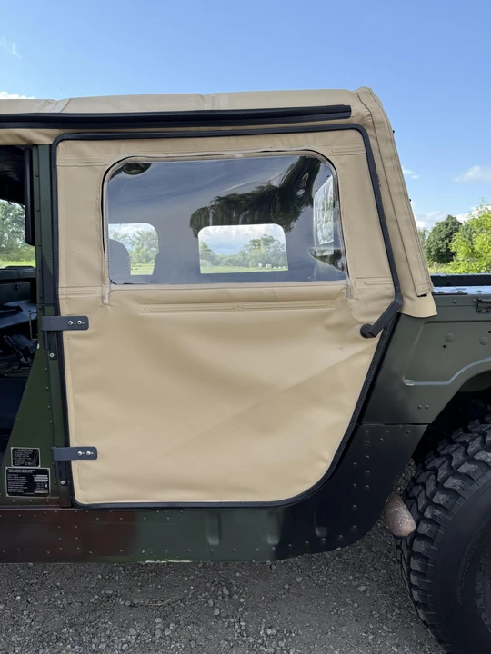 2004 Hummer HMMWV - Image 11 of 31
