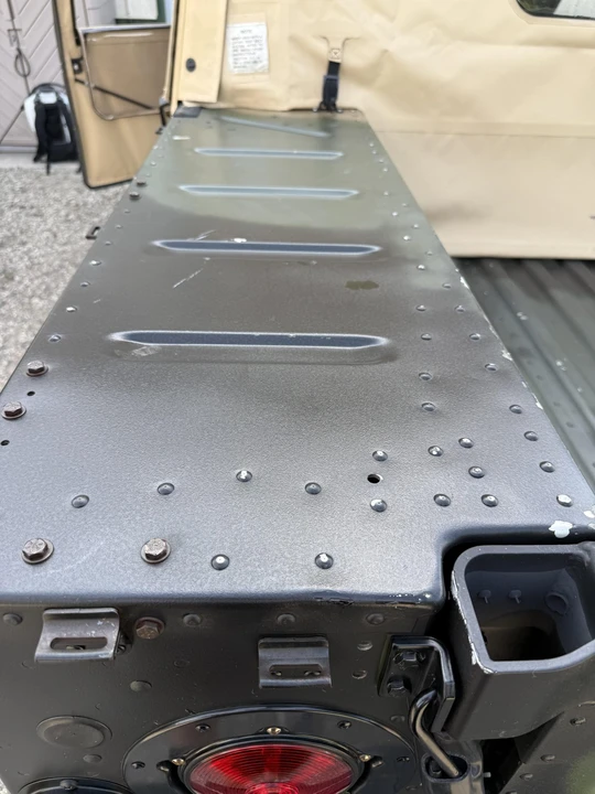 2004 Hummer HMMWV - Image 16 of 31