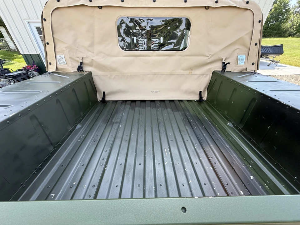 2004 Hummer HMMWV - Image 12 of 31