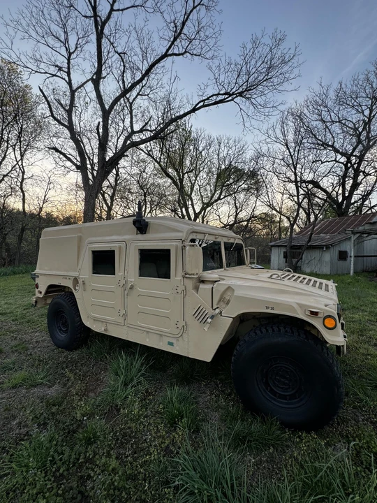 2004 Hummer HMMWV - Image 15 of 31