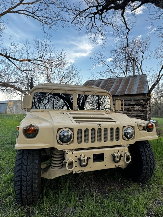 2004 Hummer HMMWV - Image 11 of 31