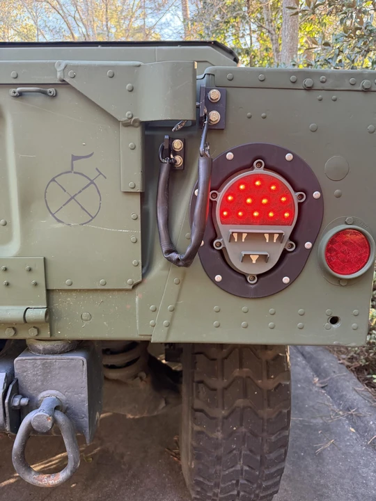 2004 Hummer HMMWV - Image 31 of 31