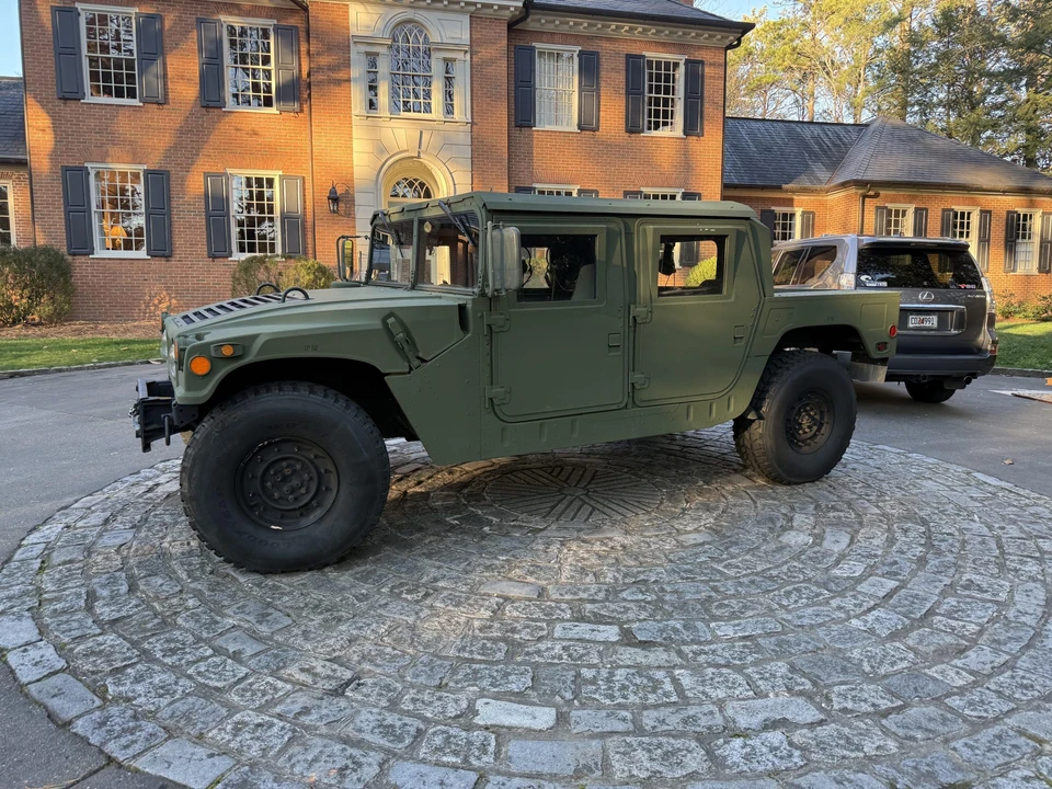2004 Hummer HMMWV - Image 6 of 31