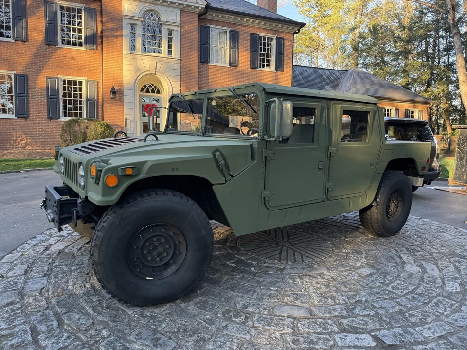 2004 Hummer HMMWV - Image 5 of 31