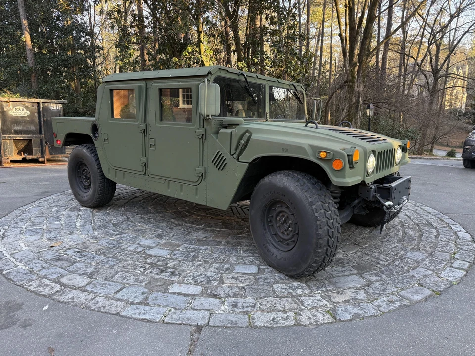 2004 Hummer HMMWV - Image 16 of 31