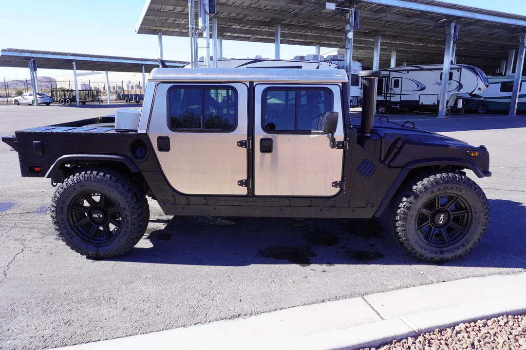 2004 Hummer HMMWV - Image 6 of 31