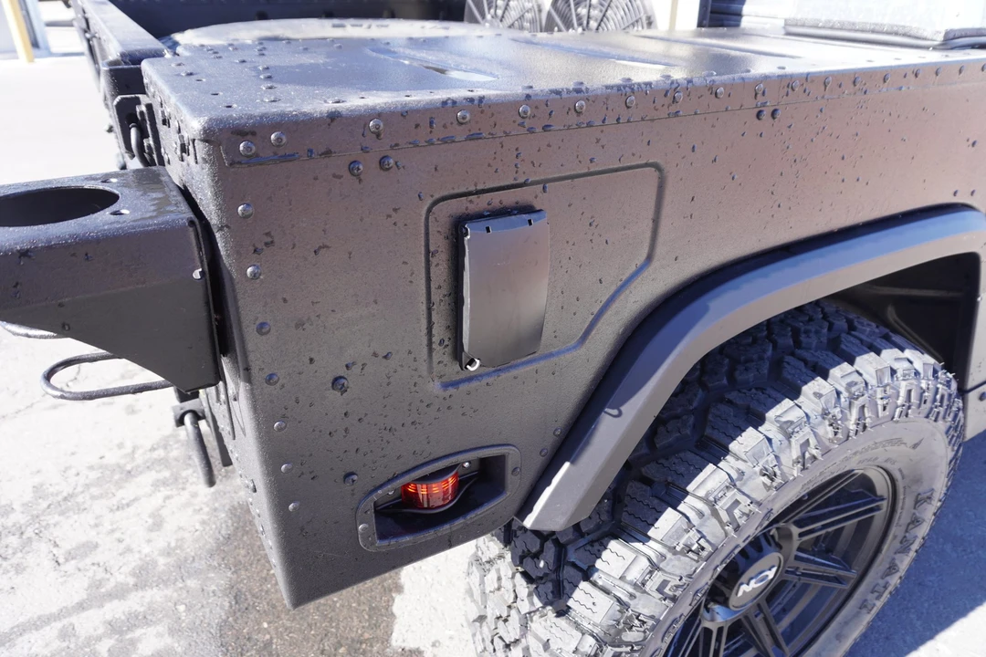 2004 Hummer HMMWV - Image 19 of 31