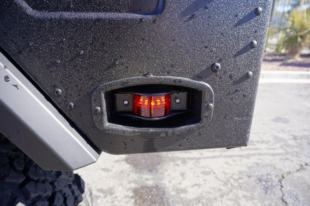 2004 Hummer HMMWV - Image 28 of 31