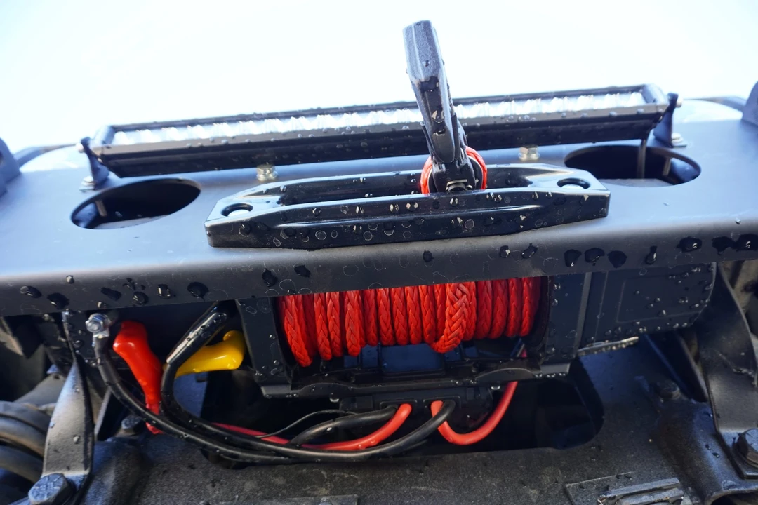 2004 Hummer HMMWV - Image 31 of 31