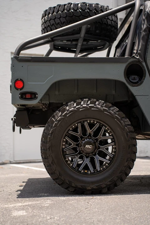 2004 AM General Hummer - Image 10 of 26