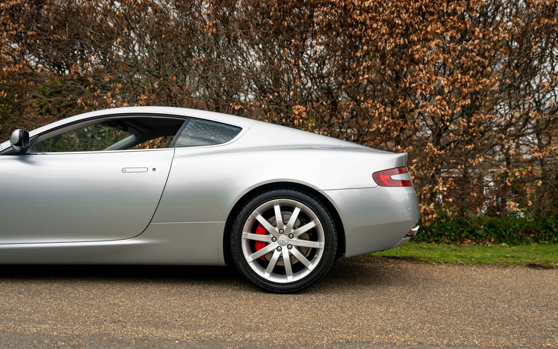 2004 Aston Martin DB9 - Image 6 of 31