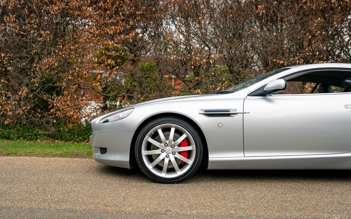 2004 Aston Martin DB9 - Image 7 of 31