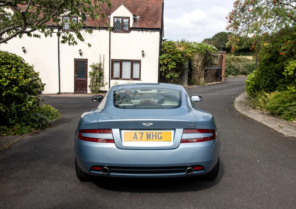 2004 Aston Martin DB9 - Image 16 of 31