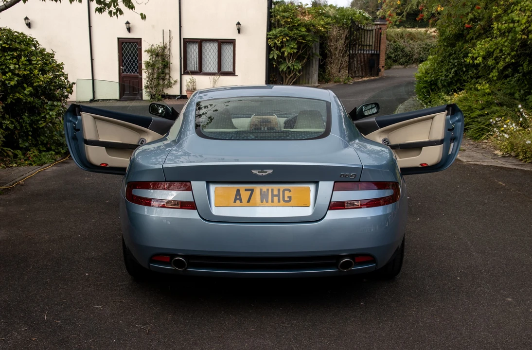 2004 Aston Martin DB9 - Image 17 of 31