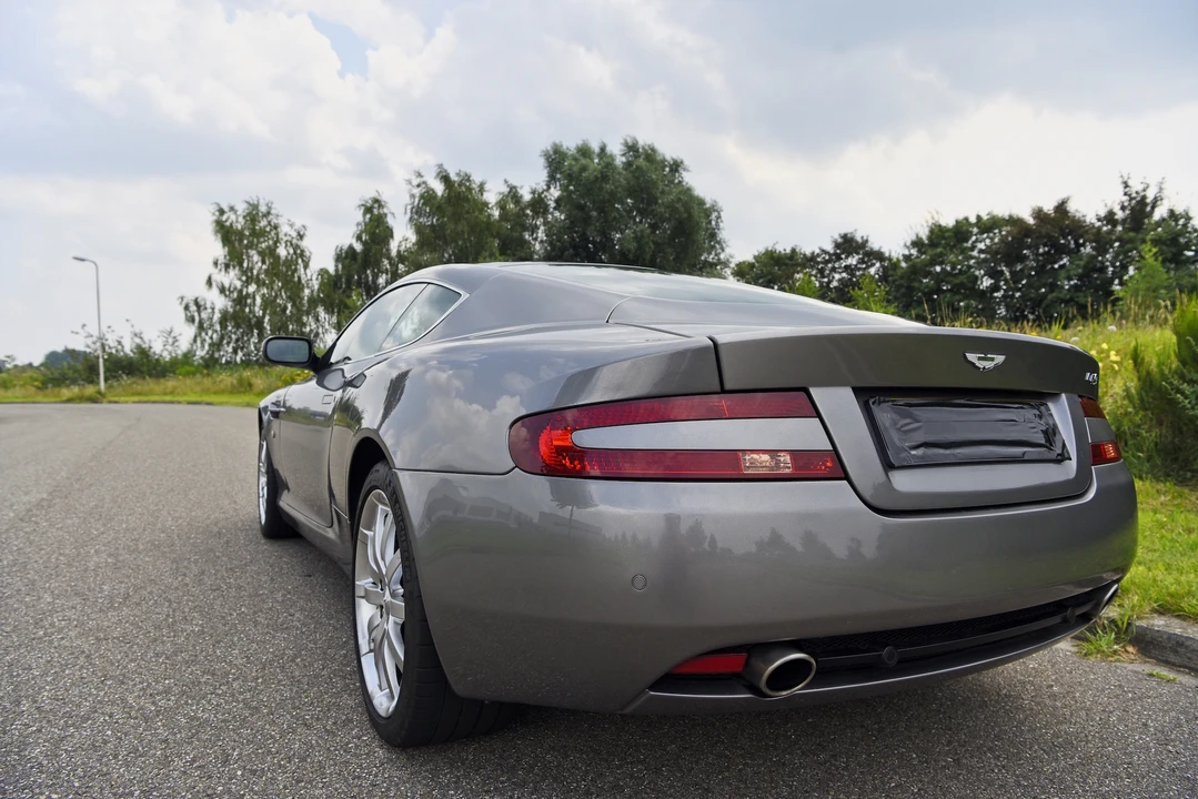 2004 Aston Martin DB9 - Image 29 of 31