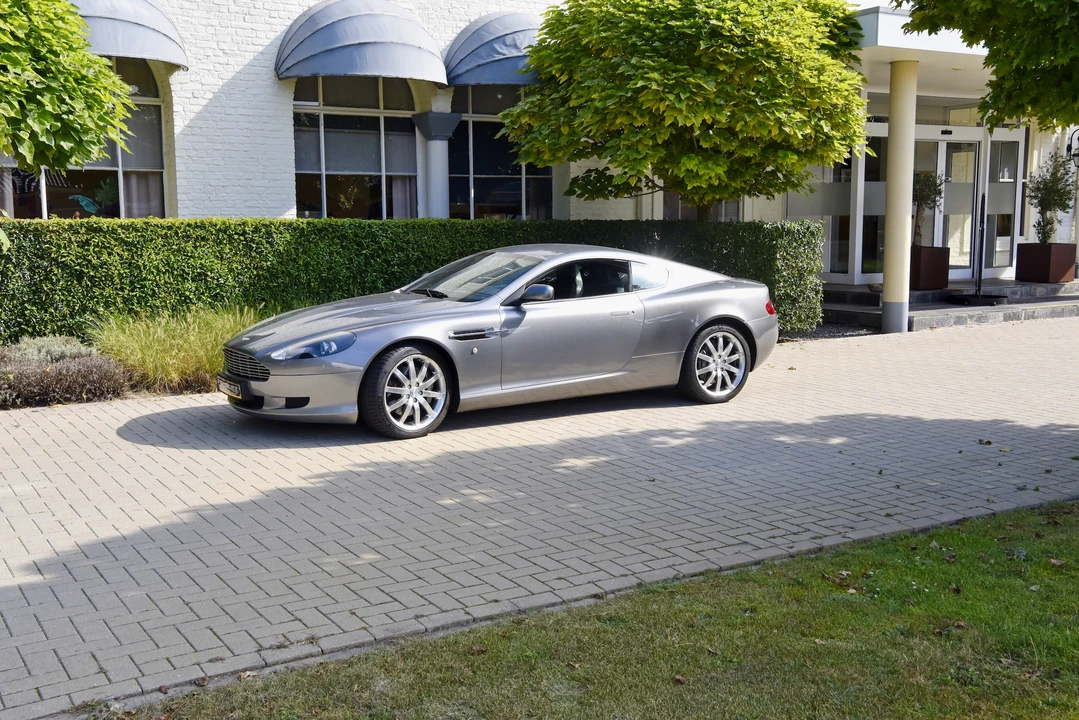 2004 Aston Martin DB9 - Image 12 of 31