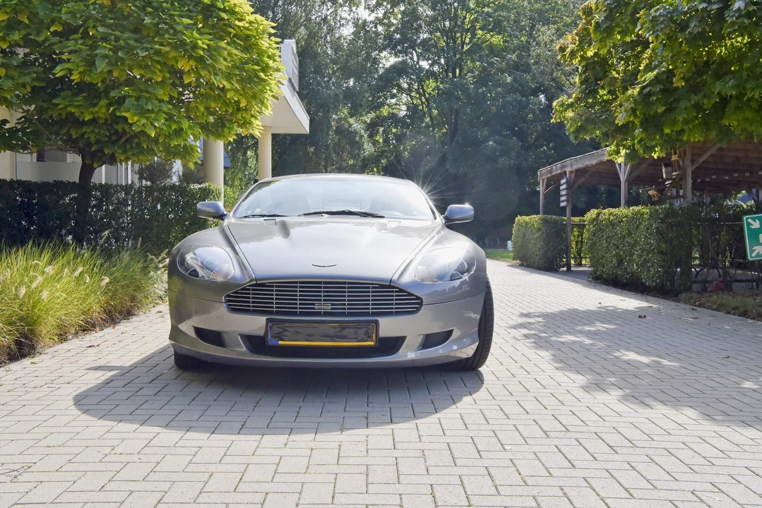 2004 Aston Martin DB9 - Image 3 of 31