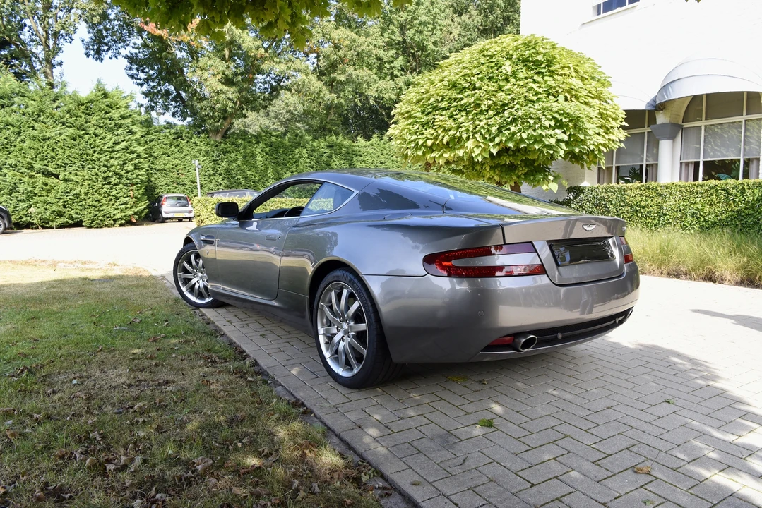2004 Aston Martin DB9 - Image 18 of 31