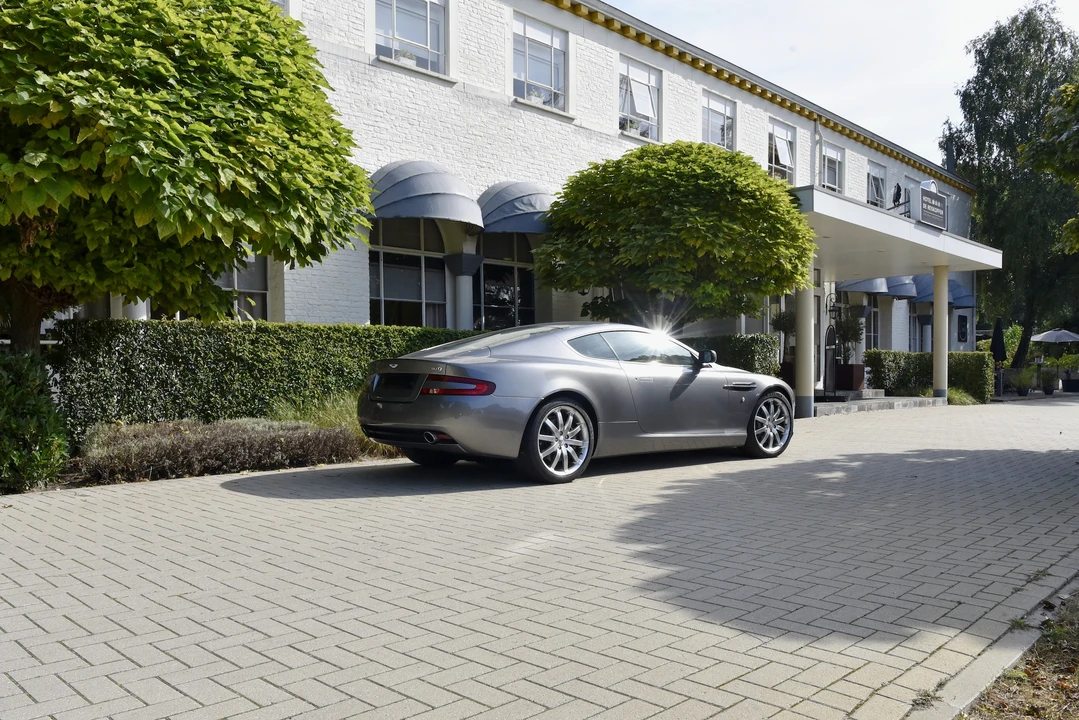 2004 Aston Martin DB9 - Image 25 of 31