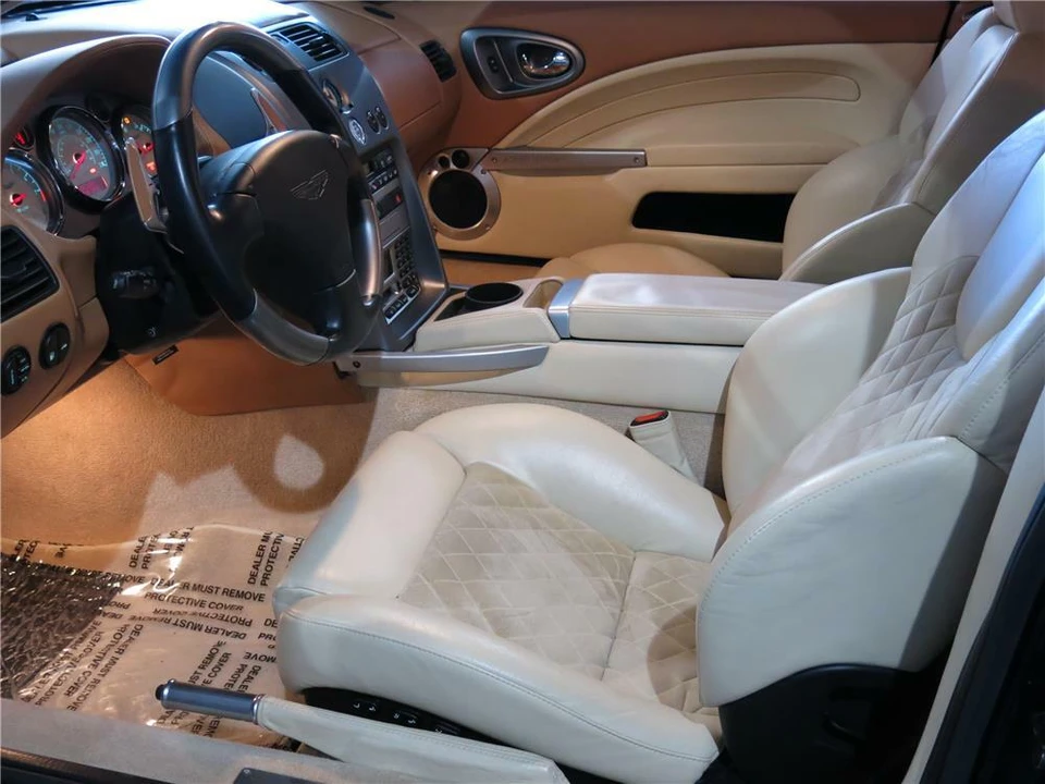 2004 Aston Martin Vanquish 1st Gen - Image 3 of 4