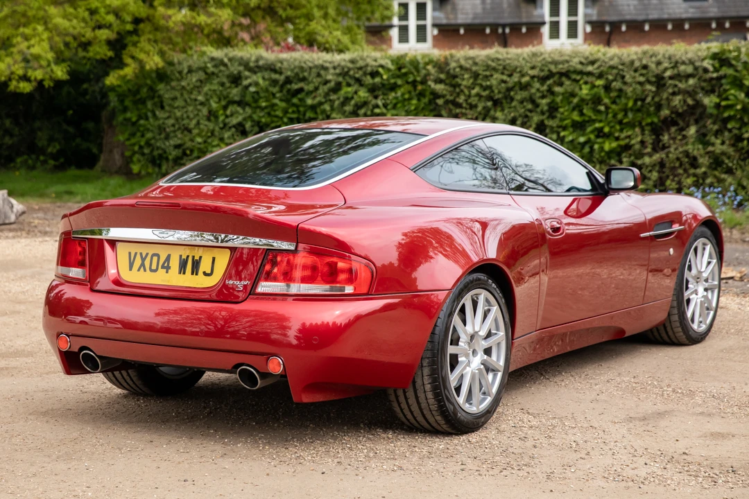 2004 Aston Martin Vanquish 1st Gen - Image 8 of 31