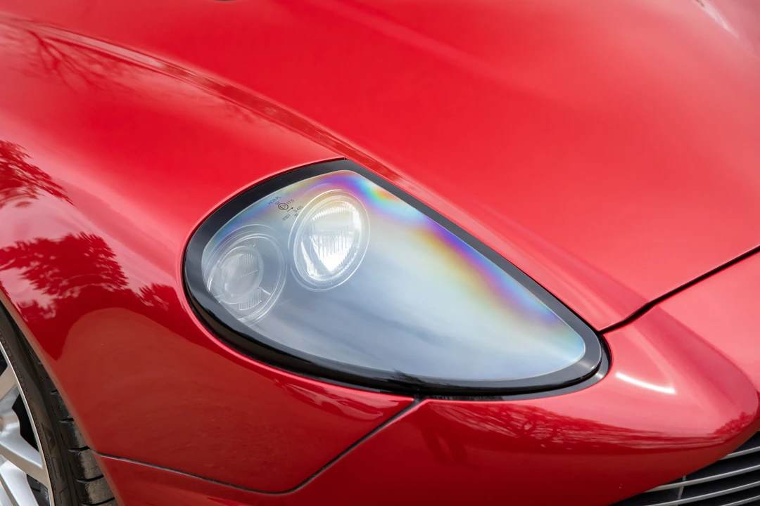 2004 Aston Martin Vanquish 1st Gen - Image 18 of 31