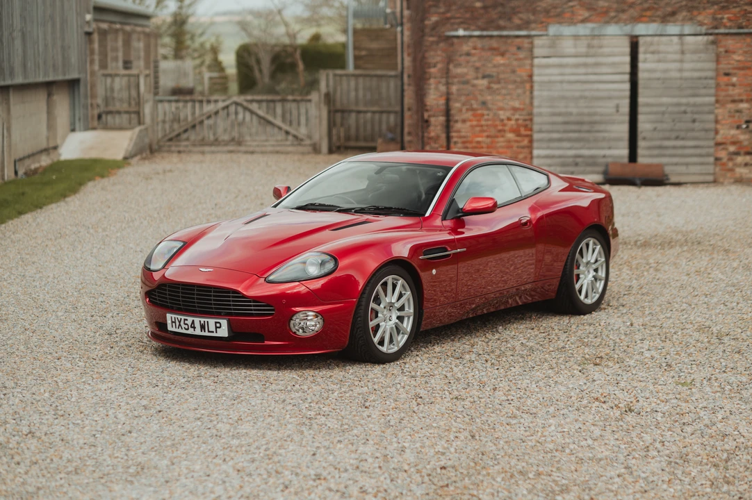 2004 Aston Martin Vanquish 1st Gen - Image 12 of 31