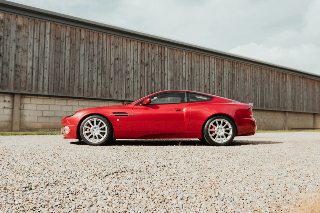 2004 Aston Martin Vanquish 1st Gen - Image 5 of 31