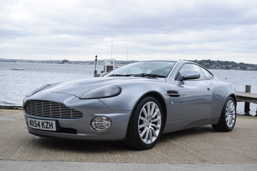2004 Aston Martin Vanquish 1st Gen - Image 15 of 31