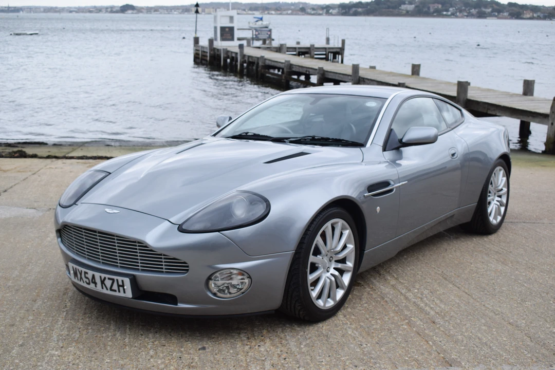 2004 Aston Martin Vanquish 1st Gen - Image 16 of 31