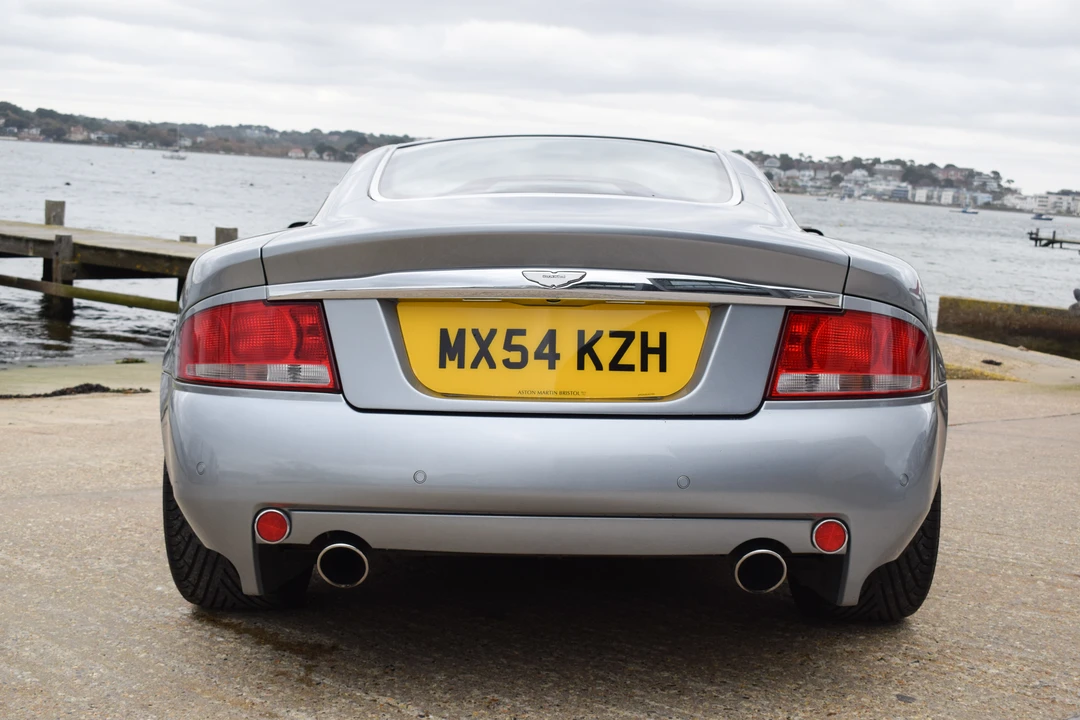 2004 Aston Martin Vanquish 1st Gen - Image 22 of 31