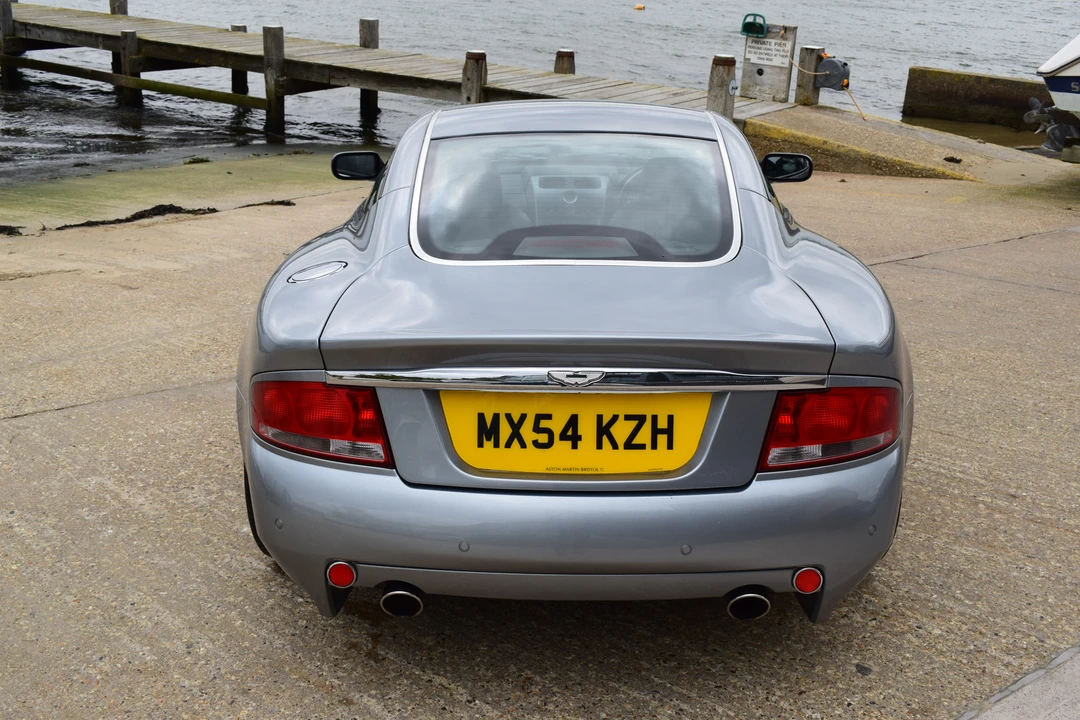 2004 Aston Martin Vanquish 1st Gen - Image 24 of 31