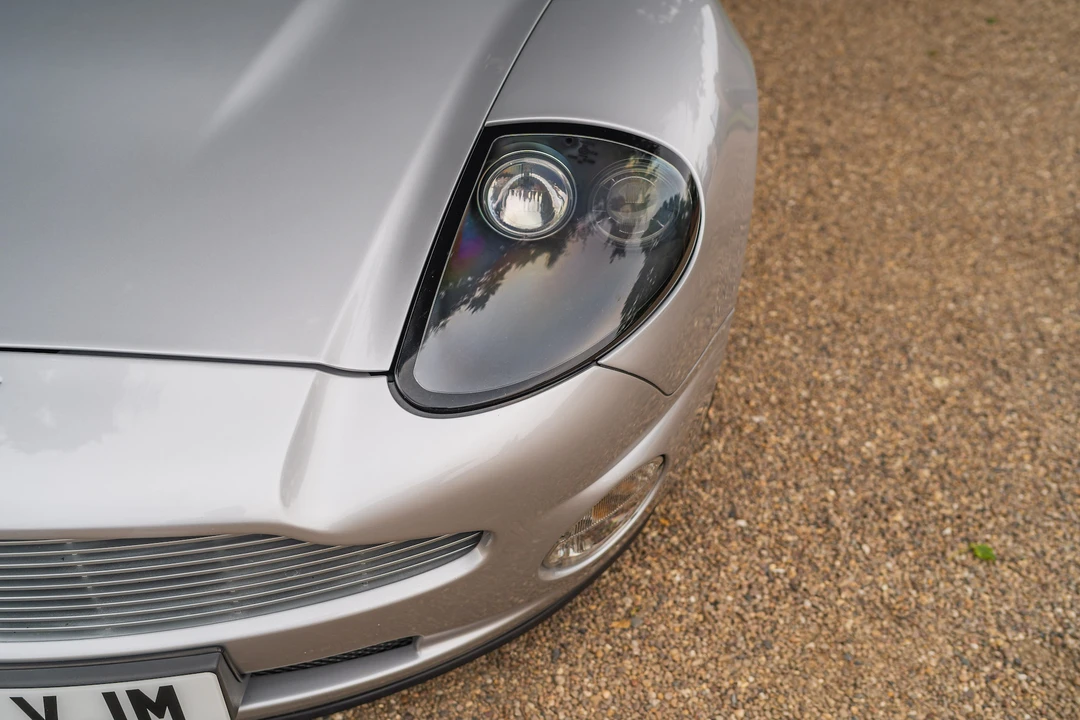 2004 Aston Martin Vanquish 1st Gen - Image 12 of 31