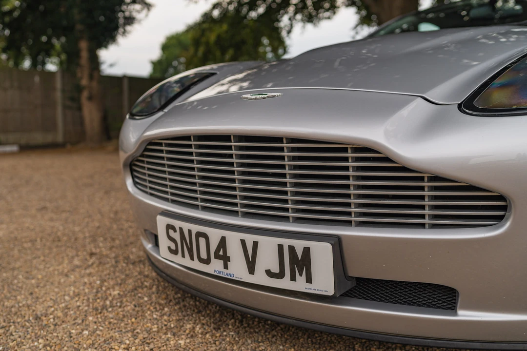2004 Aston Martin Vanquish 1st Gen - Image 14 of 31