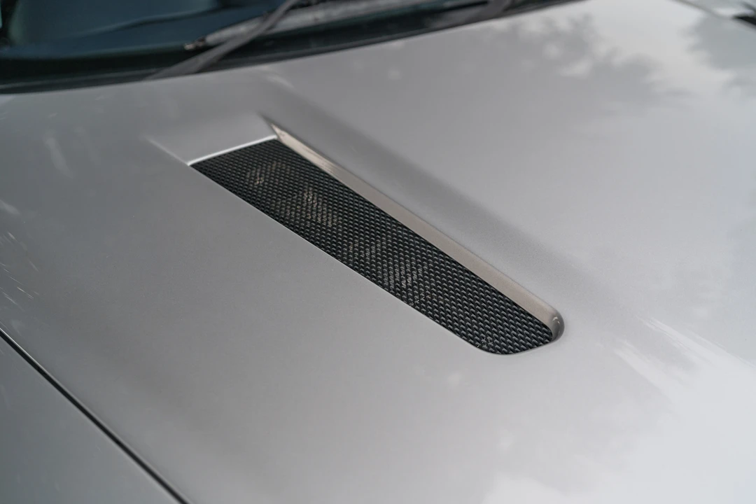 2004 Aston Martin Vanquish 1st Gen - Image 16 of 31