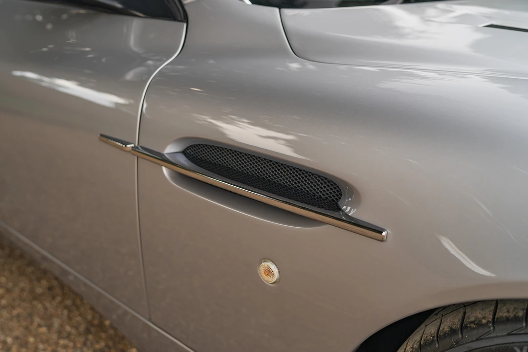 2004 Aston Martin Vanquish 1st Gen - Image 20 of 31