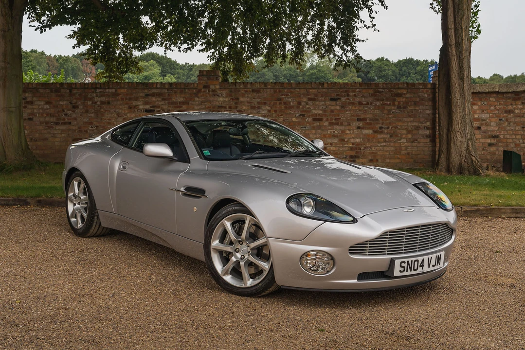 2004 Aston Martin Vanquish 1st Gen - Image 2 of 31