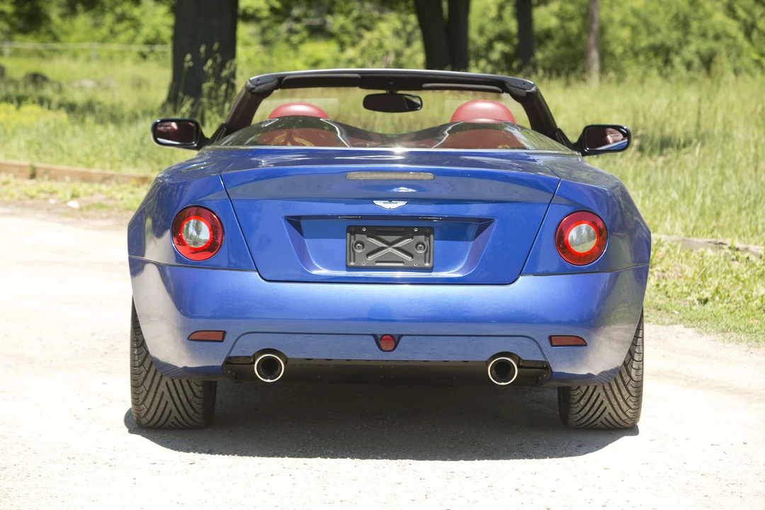2004 Aston Martin Vanquish 1st Gen - Image 8 of 31