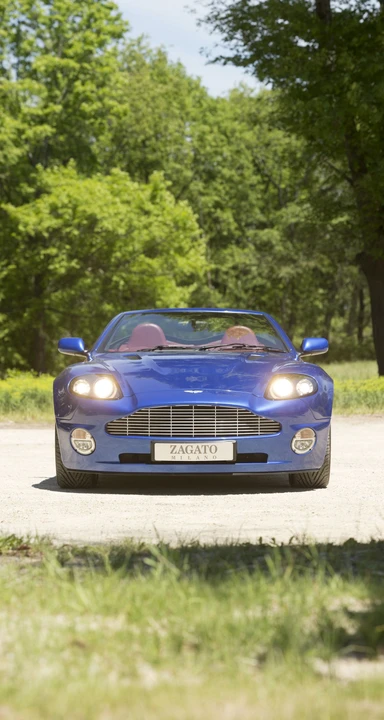 2004 Aston Martin Vanquish 1st Gen - Image 11 of 31