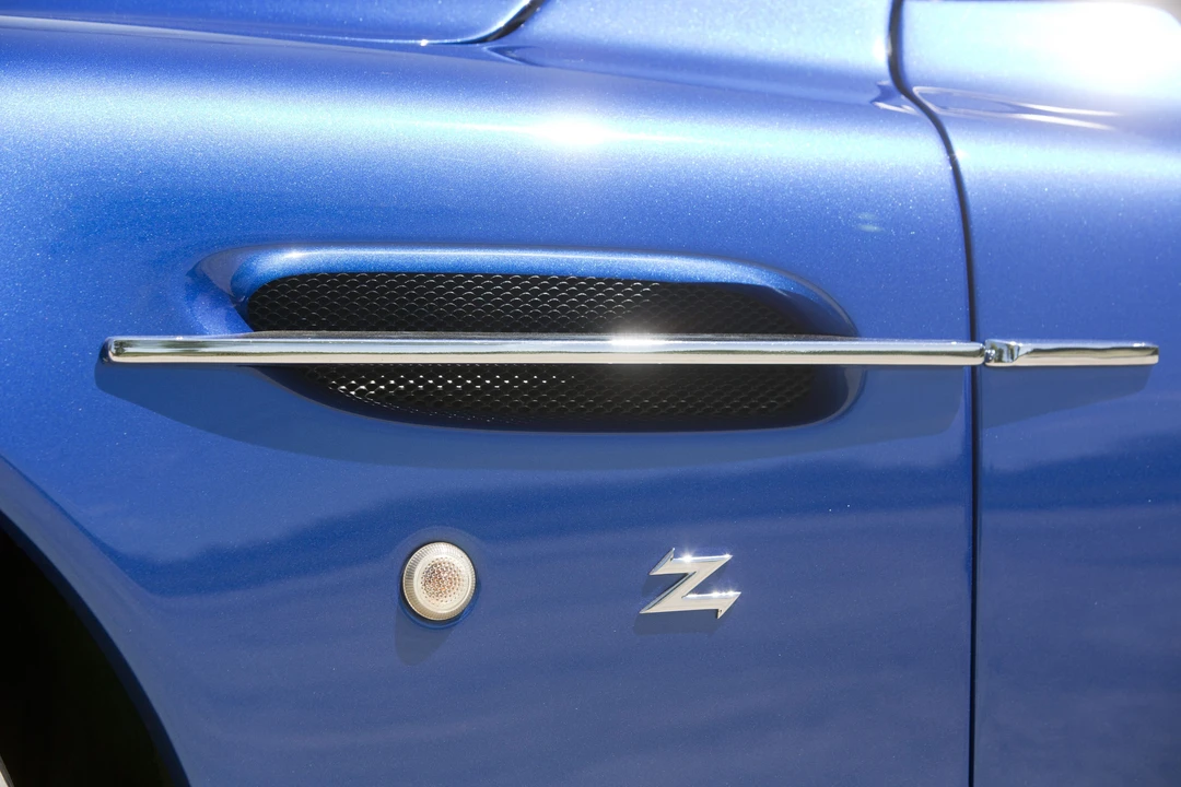 2004 Aston Martin Vanquish 1st Gen - Image 29 of 31