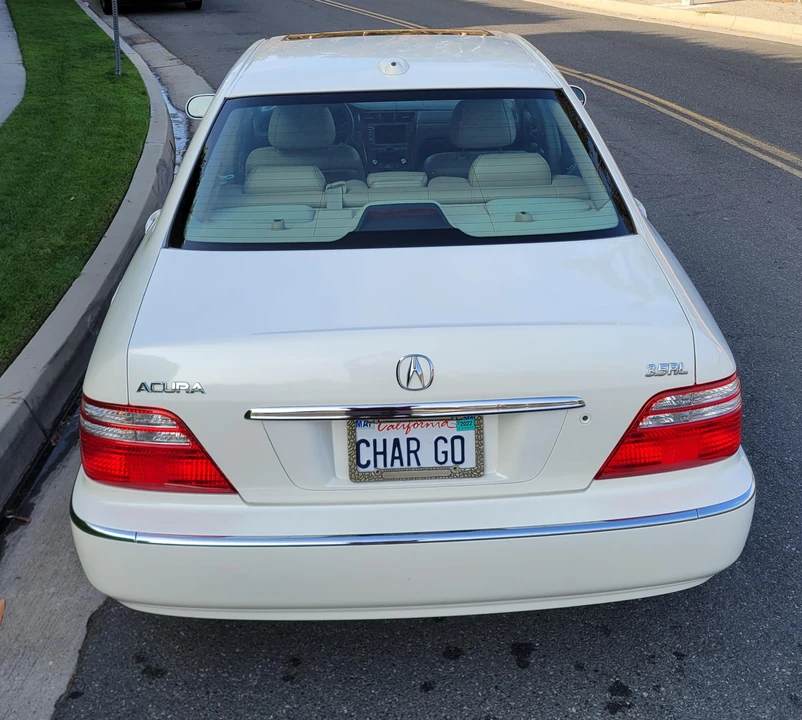2004 Acura RL 1st Gen - Image 13 of 31