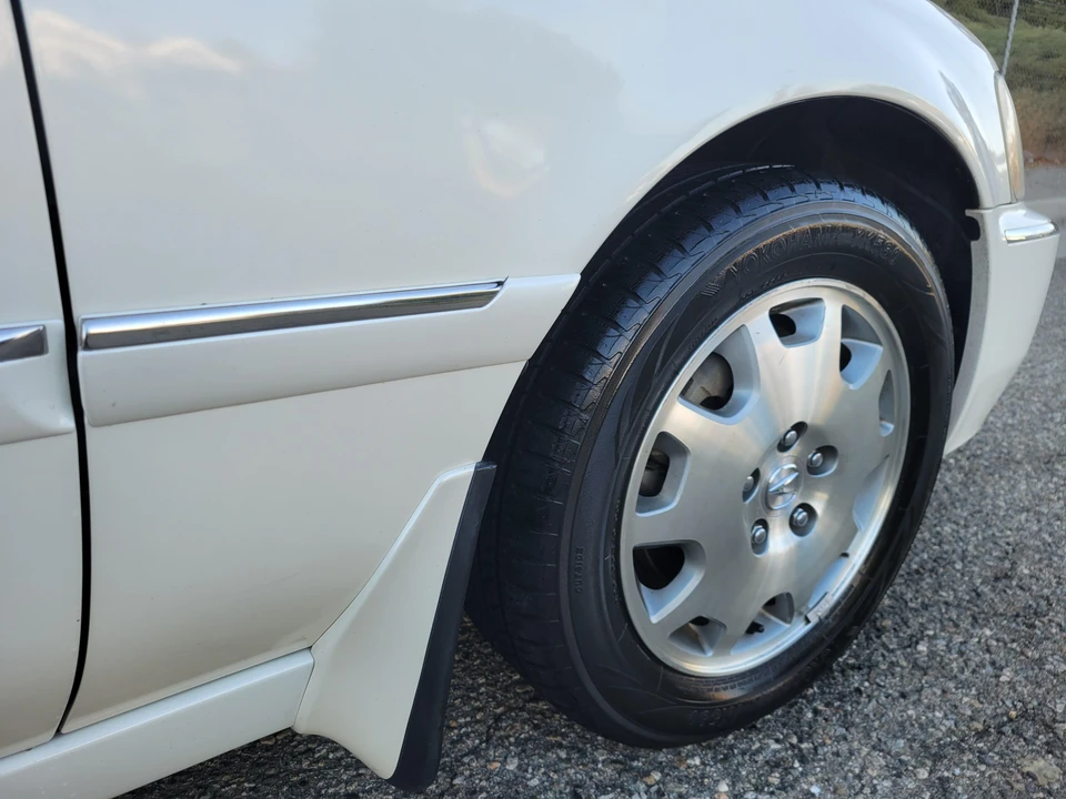 2004 Acura RL 1st Gen - Image 31 of 31