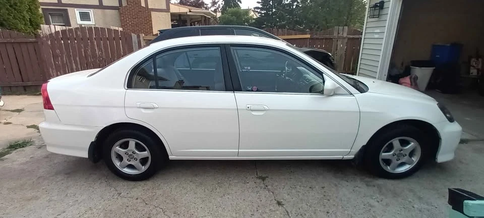 2004 Acura EL - Image 12 of 19