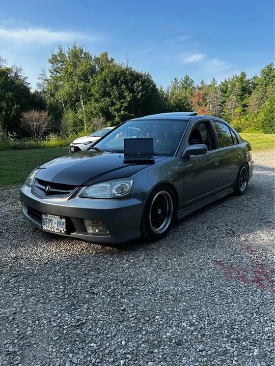 2004 Acura EL - Image 2 of 7