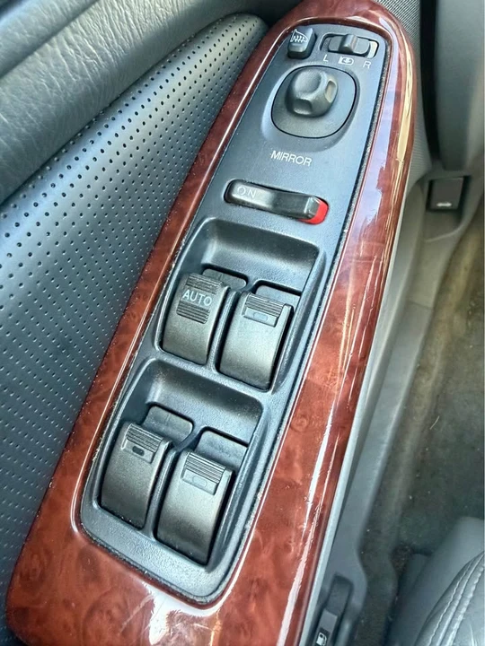 2004 Acura MDX 1st Gen - Image 10 of 11