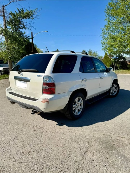 2004 Acura MDX 1st Gen - Image 4 of 11