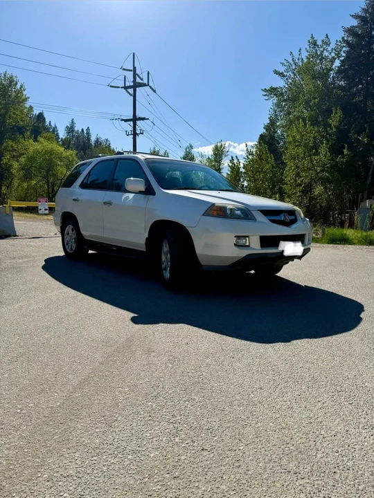 2004 Acura MDX 1st Gen - Image 2 of 11