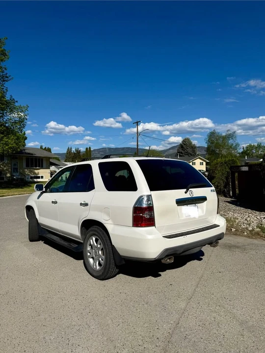2004 Acura MDX 1st Gen - Image 3 of 11