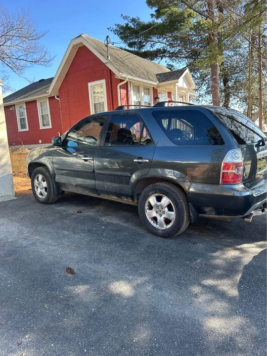 2004 Acura MDX 1st Gen - Image 2 of 6